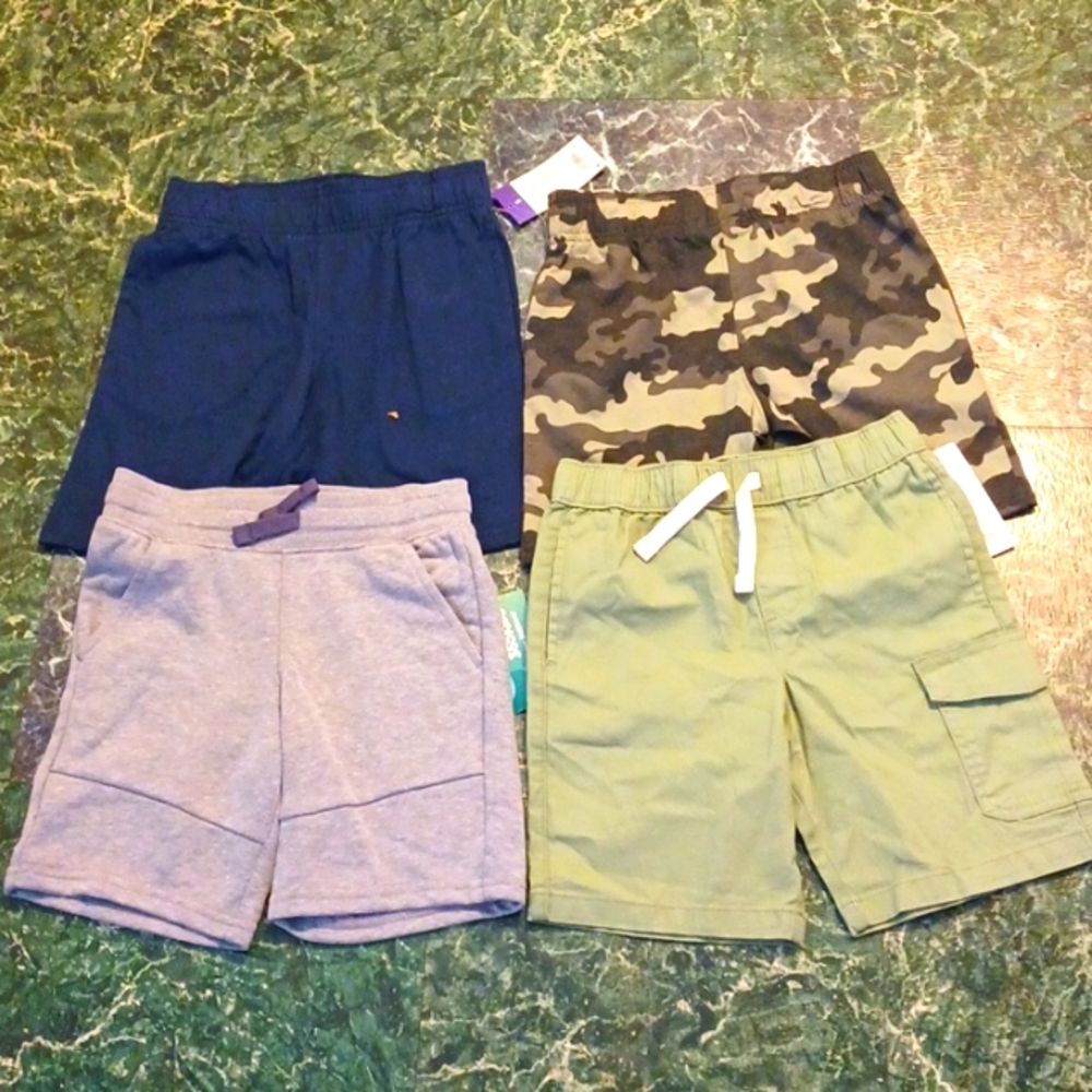 Granamials short size 5-6 children's 4 pair new with tags